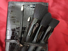 Load image into Gallery viewer, Stylism Signature Obsidian Black Brush Set(9 piece Brush collection with bag)