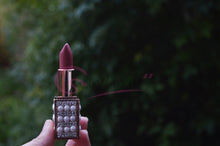 Load image into Gallery viewer, Stylism's Date Night Velvet Lipstick