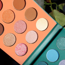 Load image into Gallery viewer, Florescence Eyeshadow Palette (24 Rich Colours)