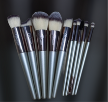 Load image into Gallery viewer, Golden Luxe Brush Set (10 piece Brush Set with bag)