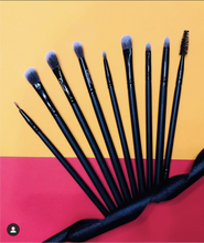 Load image into Gallery viewer, Black Jade Brush Set (15 piece brush collection with bag)